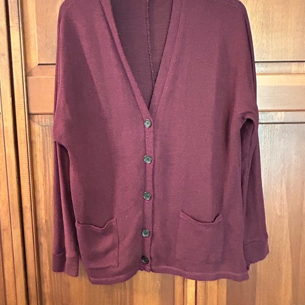 American Eagle Outfitters Deep Red Cardigan size M grandpa core pockets